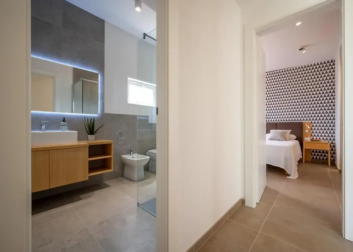 مزرعة للإقامة Macchia Piccinna