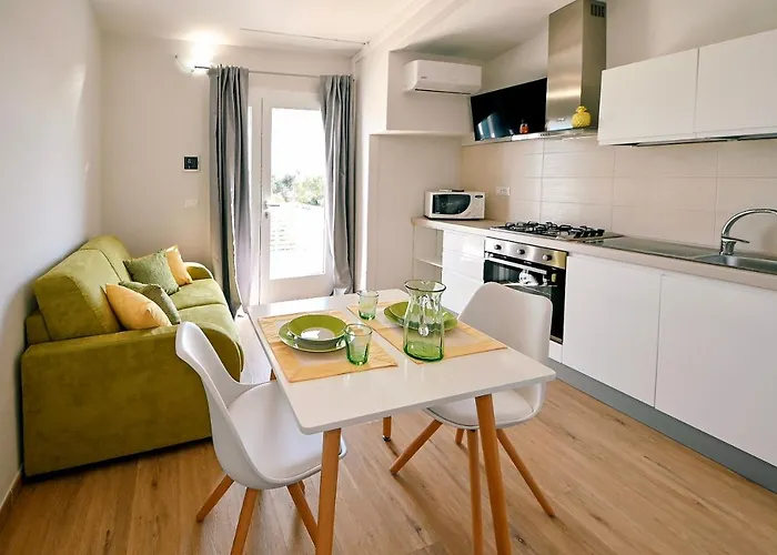 مزرعة للإقامة Macchia Piccinna