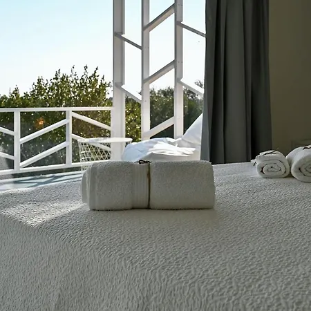 Macchia Piccinna Farm stay