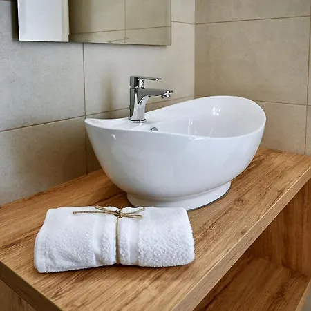 Macchia Piccinna 팜스테이 *